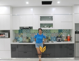 Tủ bếp Acrylic với kính 3D siêu đẹp - chị Lan - KĐT Dương Nội, Lê Trọng Tấn, Hà Đông, HN
