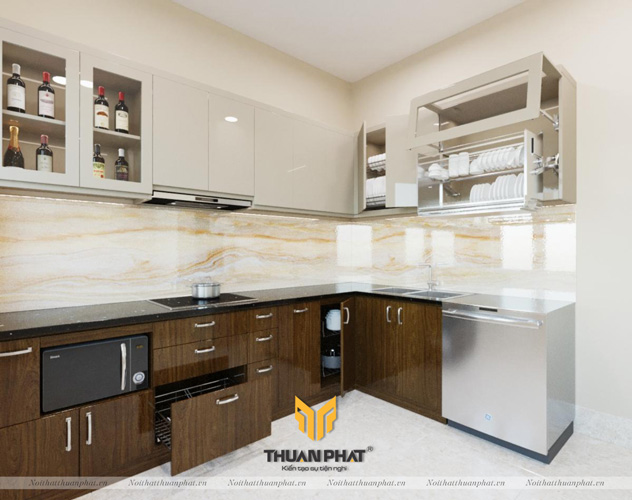 Tủ bếp treo tường đẹp và bền nên làm bằng chất liệu gì?
