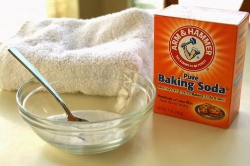 baking soda, tẩy vết bẩn cứng đầu mà an toàn