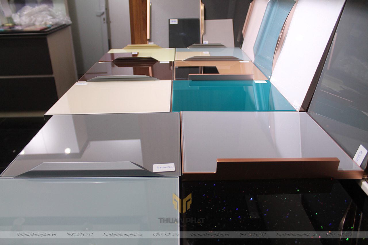 cánh kính cho tủ bếp inox