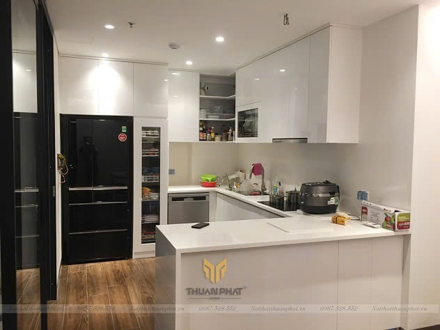 Tổng thể tủ bếp nhựa Acrylic nhà anh Hà Thượng Đình Thanh Xuân