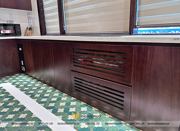 hoàn thiện bộ tủ bếp gỗ gõ đỏ