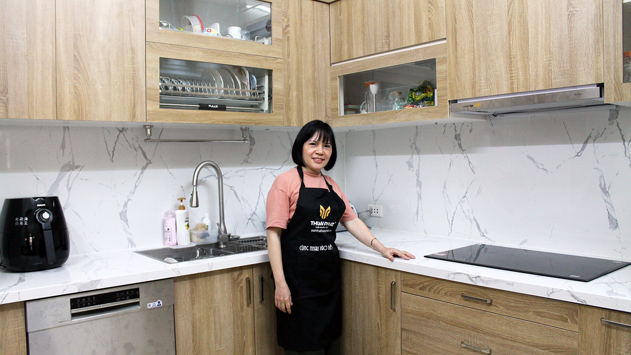 Tủ bếp Picomat cánh Melamine, chị Thắng - Nguyễn Khang, Cấu Giấy, HN
