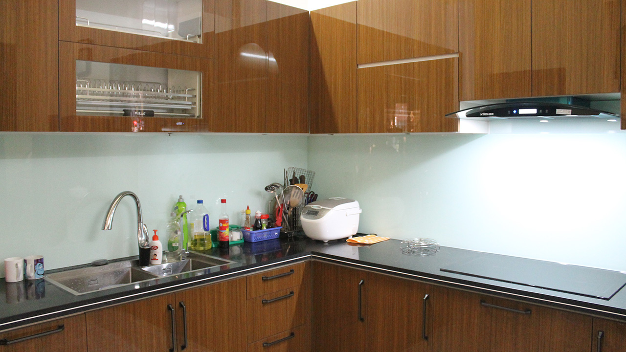 Tủ bếp nhựa Picomat cánh Acrylic - cô Chung - Tam Trinh, Hoàng Mai, HN