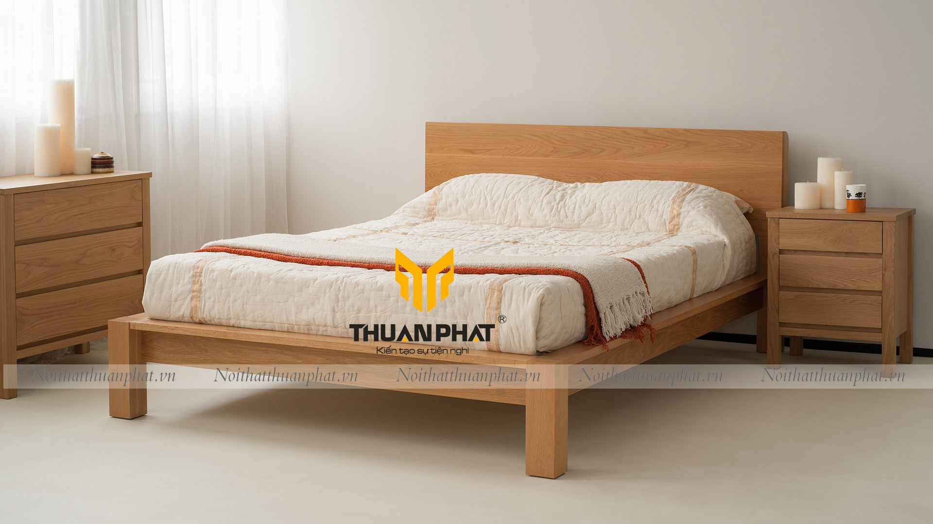 Bộ giường ngủ 4 chân năm 2024 được thiết kế độc đáo, sản xuất với công nghệ tiên tiến, mang đến sự thoải mái và giấc ngủ ngon cho người dùng. Với chất liệu chắc chắn, kiểu dáng hiện đại, giường như một tác phẩm nghệ thuật sẽ làm tăng tính thẩm mĩ cho phòng ngủ của bạn.