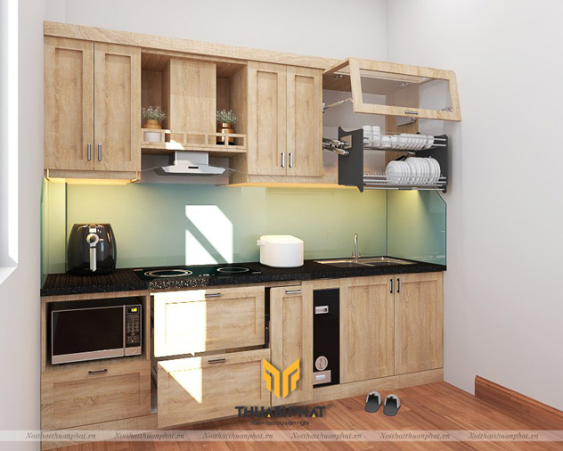 Tủ bếp gỗ Sồi Nga là sự lựa chọn hoàn hảo để tôn lên vẻ sang trọng và ấm cúng cho căn bếp của bạn. Hình ảnh này sẽ cung cấp cho bạn cái nhìn đầy đủ về sự đẹp mắt và chất lượng của sản phẩm.
