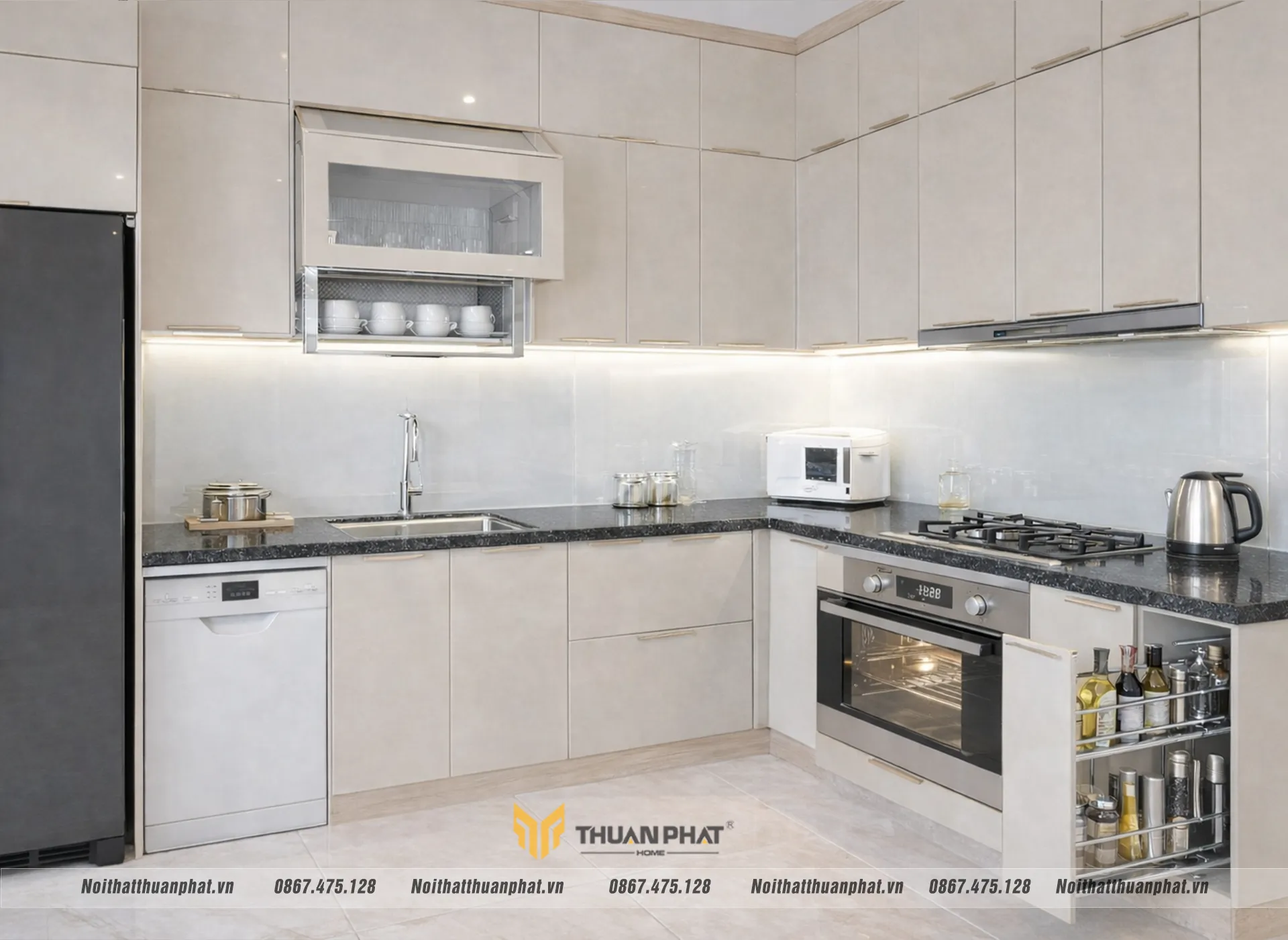 Cận cảnh khu vực bếp nấu gọn gàng 