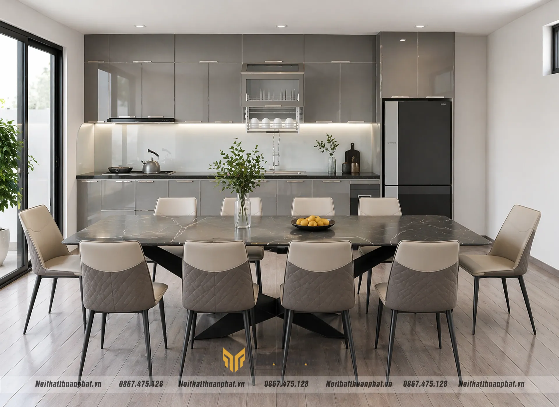 Tủ bếp inox cánh kính nhà chú Trung