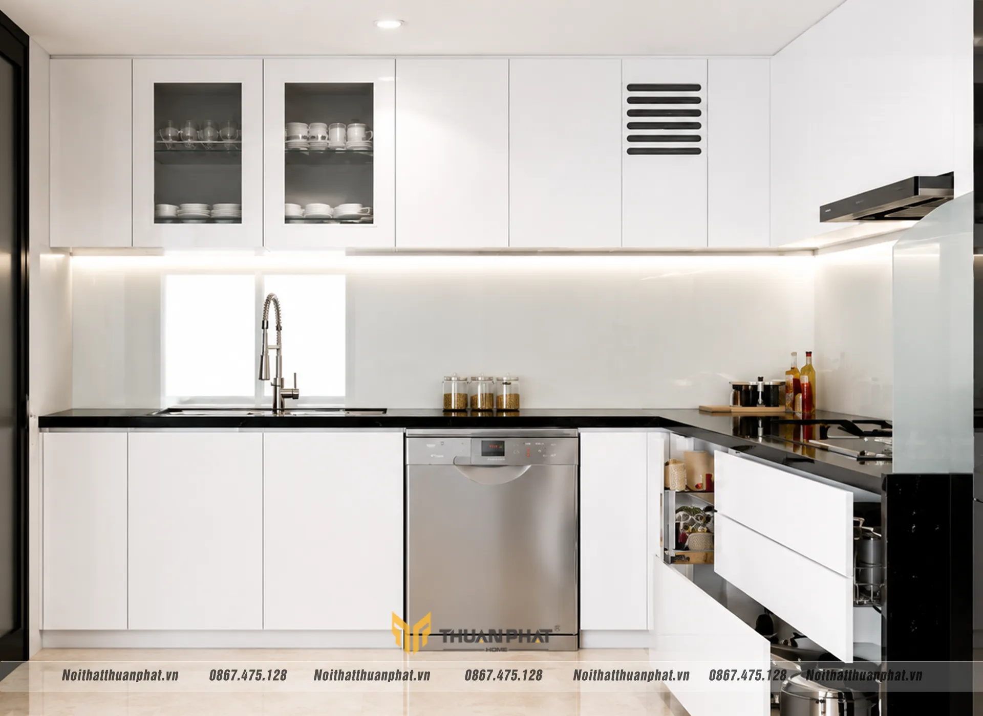 Mẫu tủ bếp nhựa Acrylic màu trắng sáng