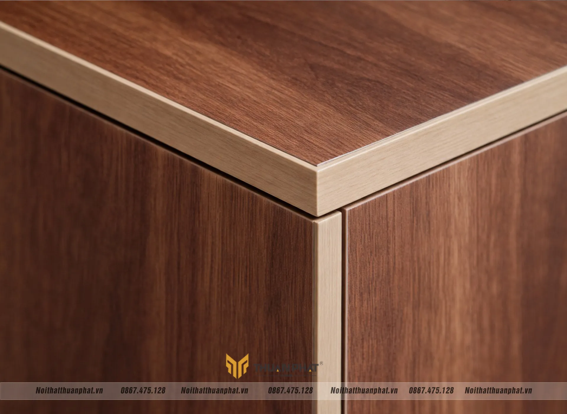 Cận cảnh từng góc cạnh của cánh tủ Melamine