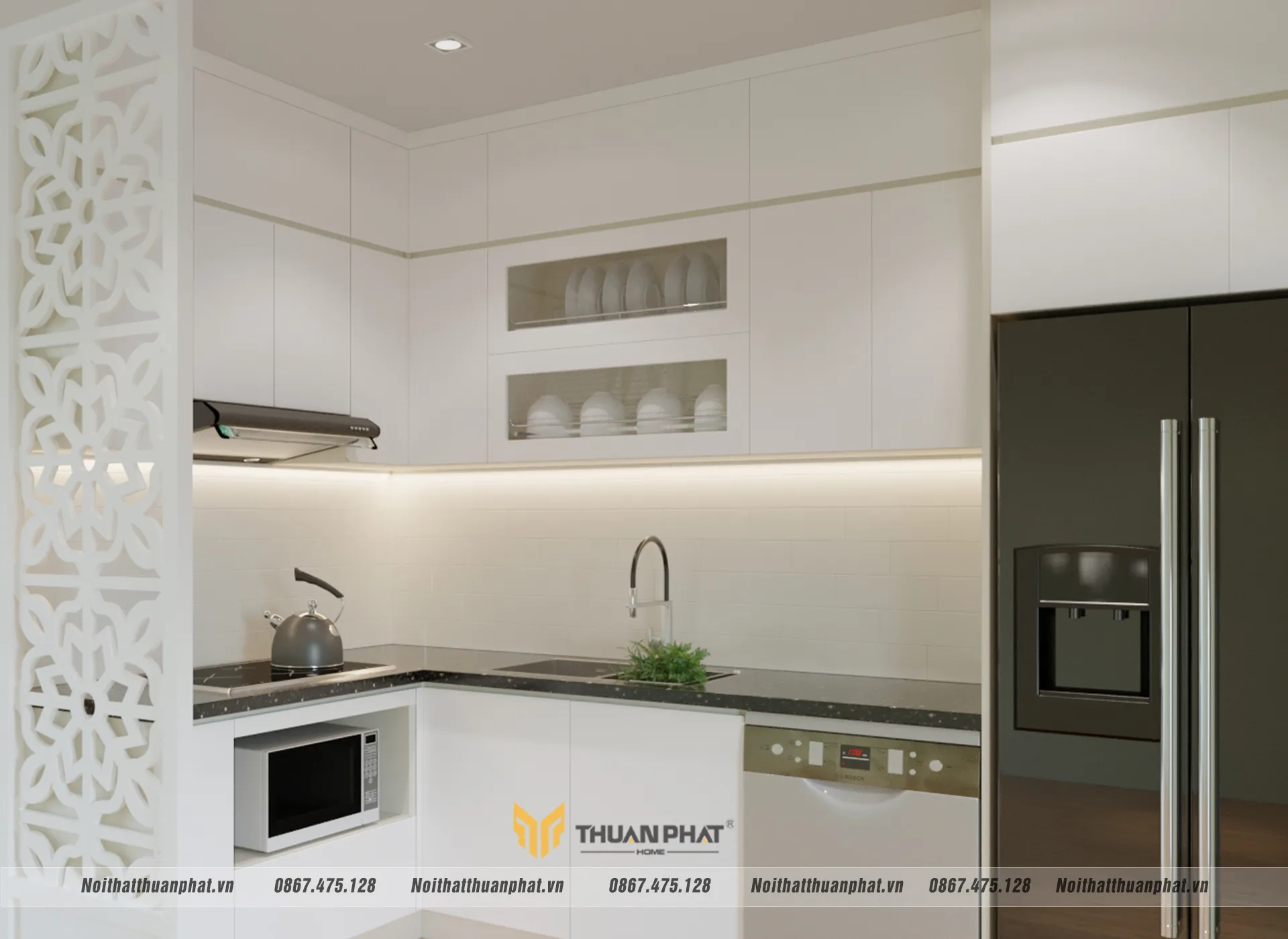 Khu vực tủ trên và tủ dưới của nhà anh Hiếu