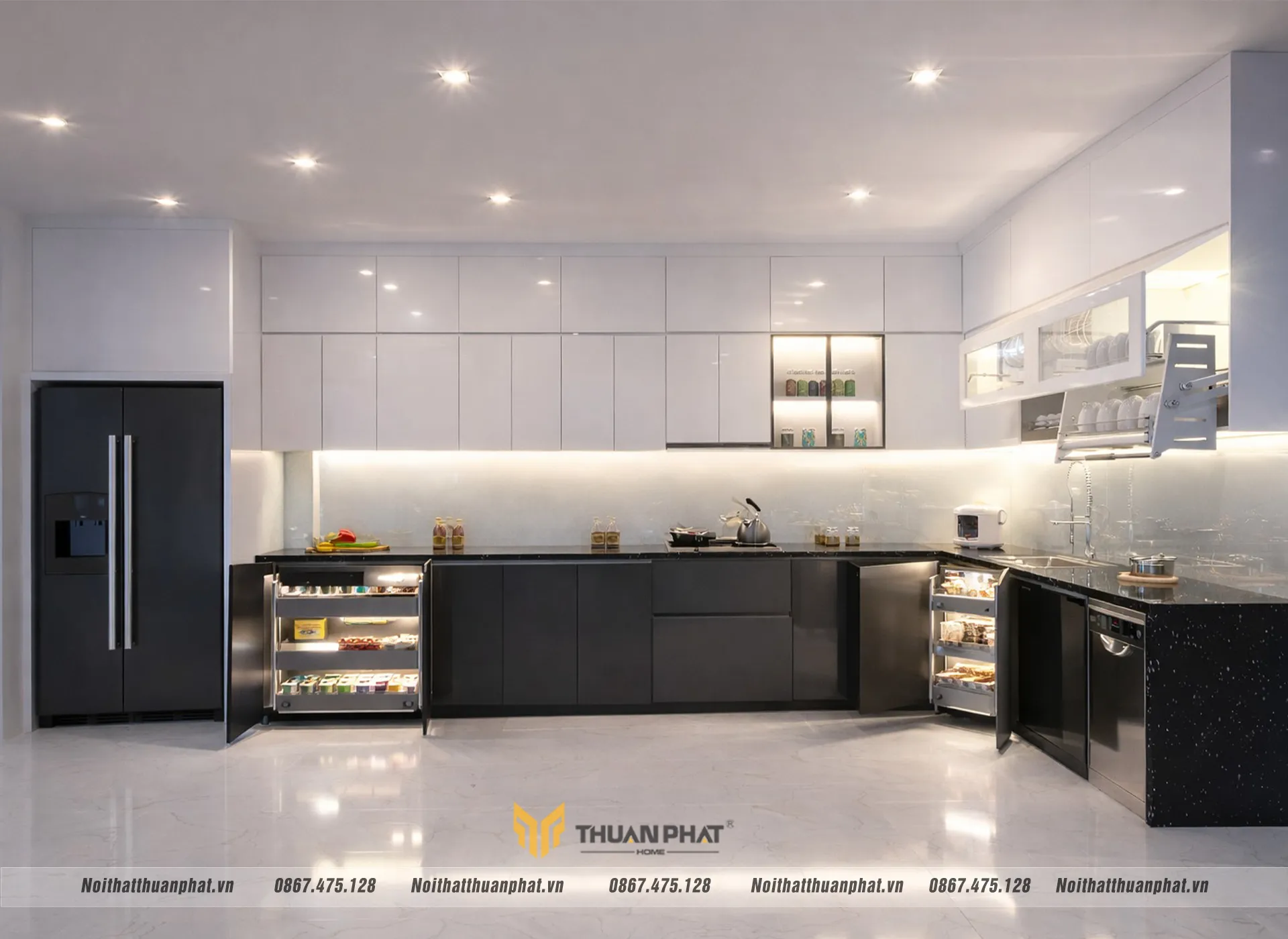 Căn bếp nhà chị Quyên khi lắp đèn Led cảm ứng