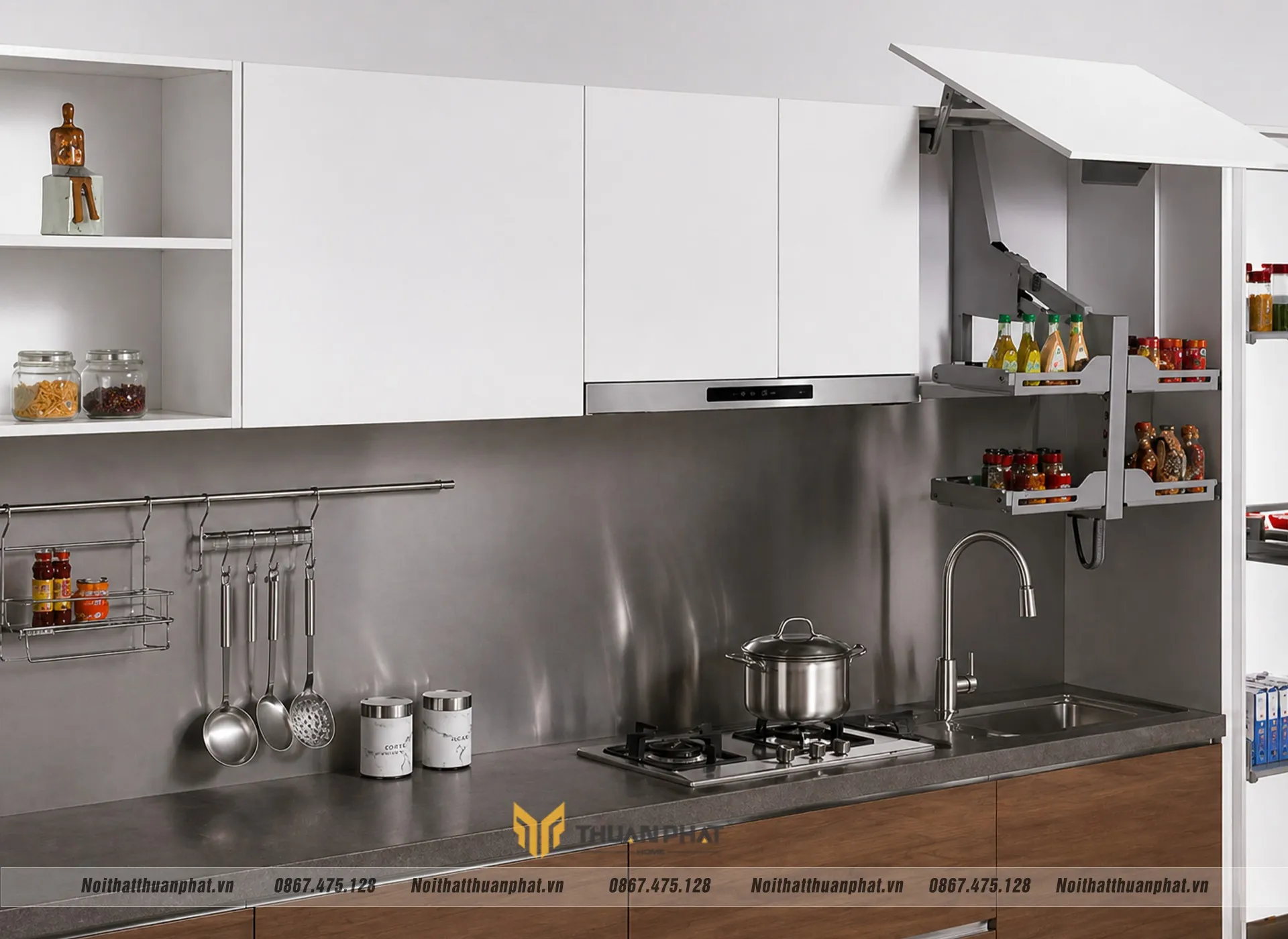 Thiết bị nấu nướng trong khu vực bếp