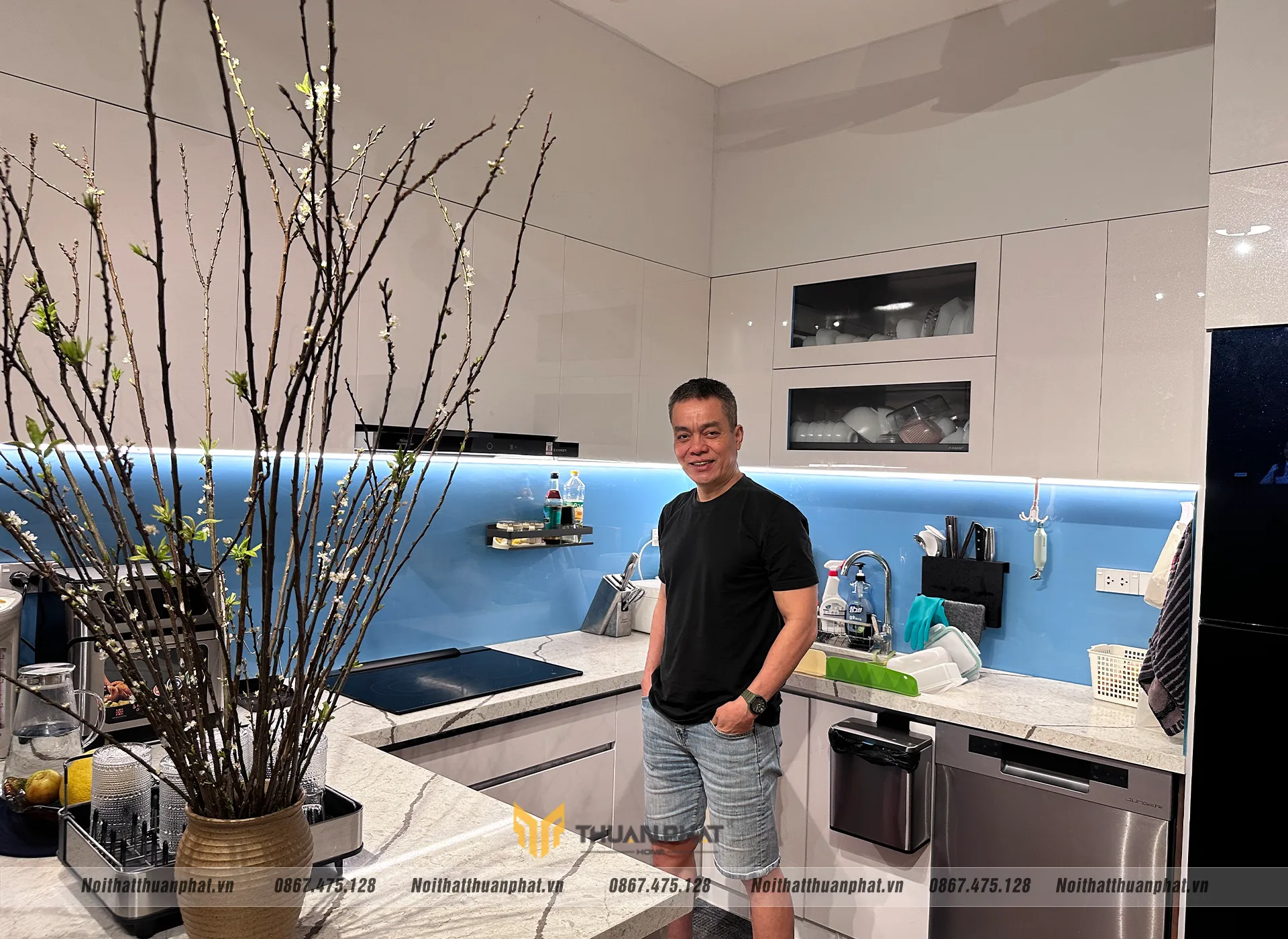 Tủ bếp inox cánh Acrylic nhà anh Đức