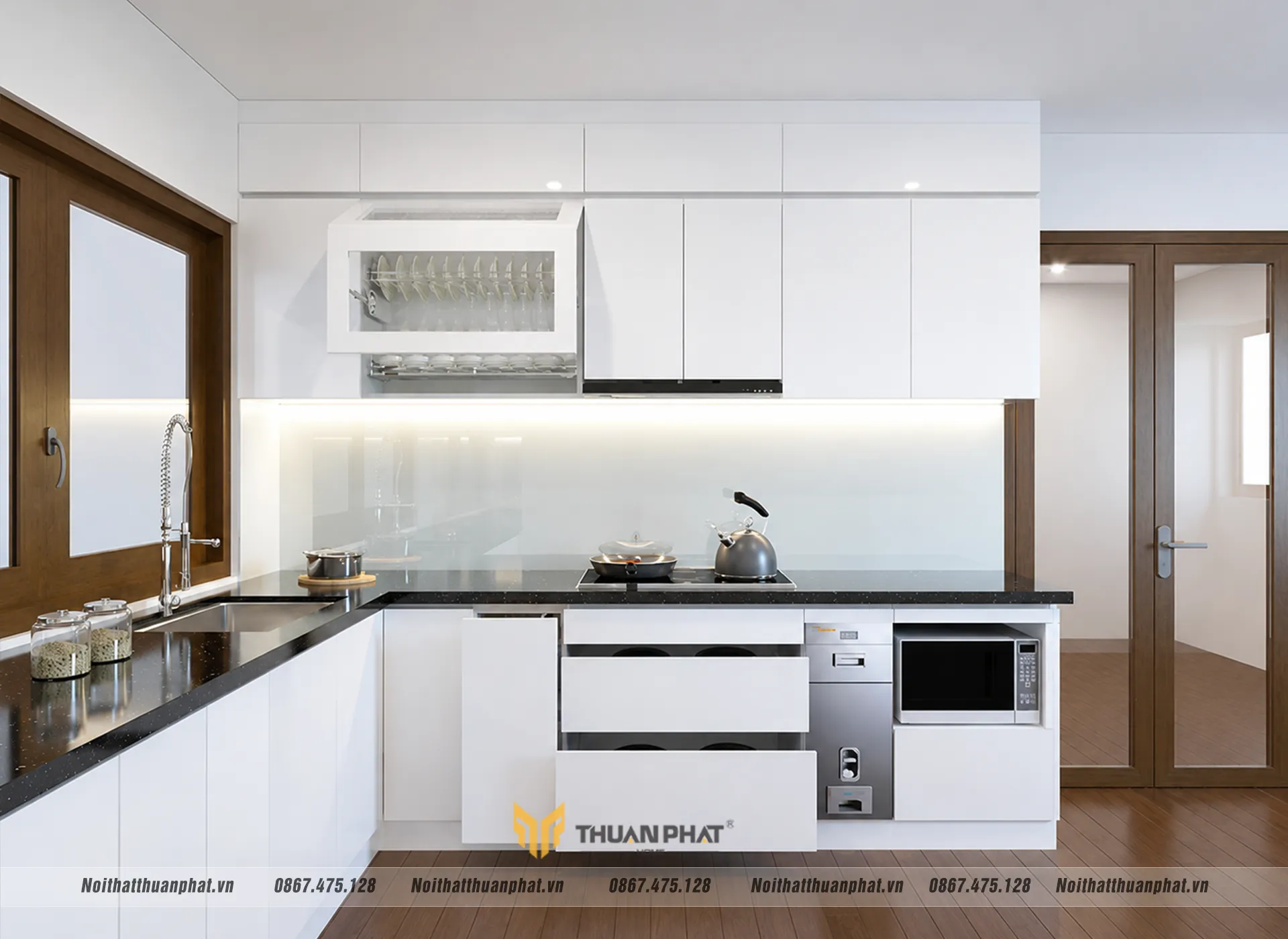 Mẫu tủ bếp inox cánh acrylic đang được ưa chuộng 