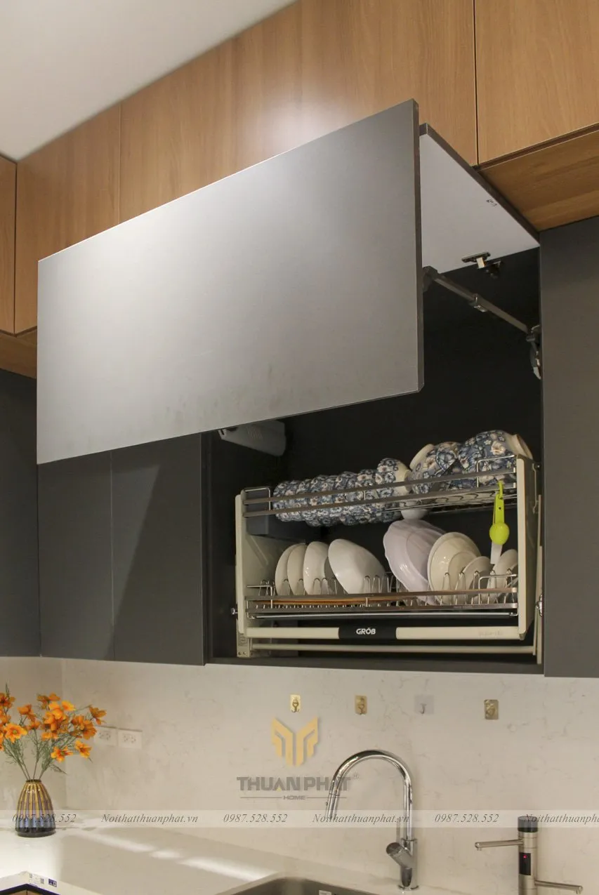 Mẫu tủ bếp nhựa Laminate mới nhất 2026