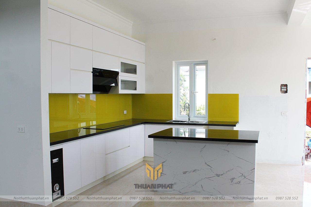 Ảnh hoàn thiện bộ cánh tủ bếp nhựa Acrylic nhà anh Long