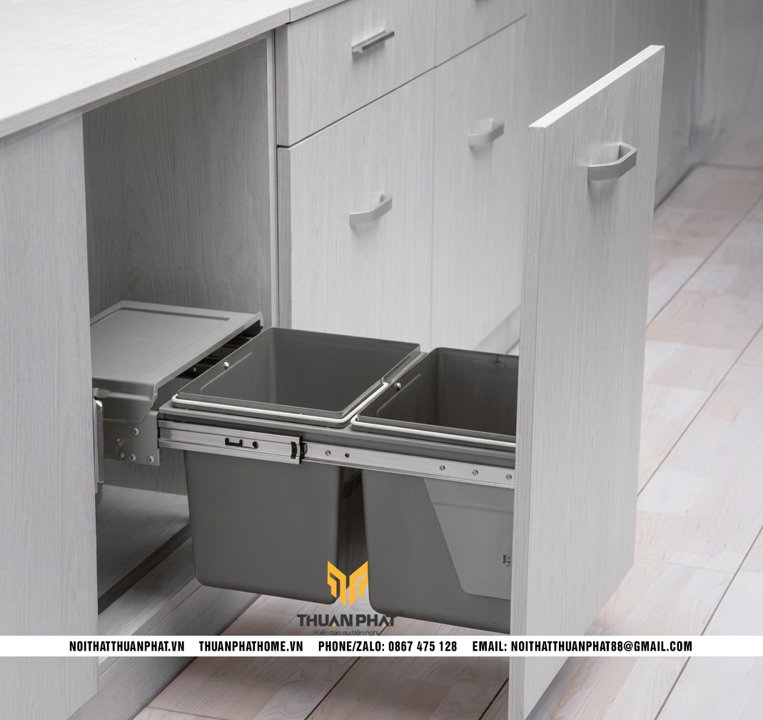 Thùng rác âm tủ Hafele đặt dưới chậu rửa có giảm chấn